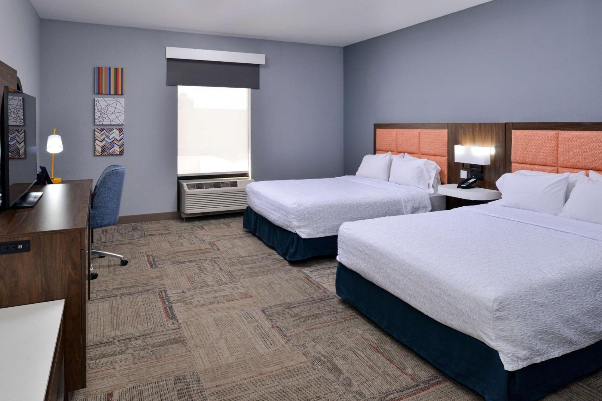 Hampton Inn Kansas City Northeast מראה חיצוני תמונה
