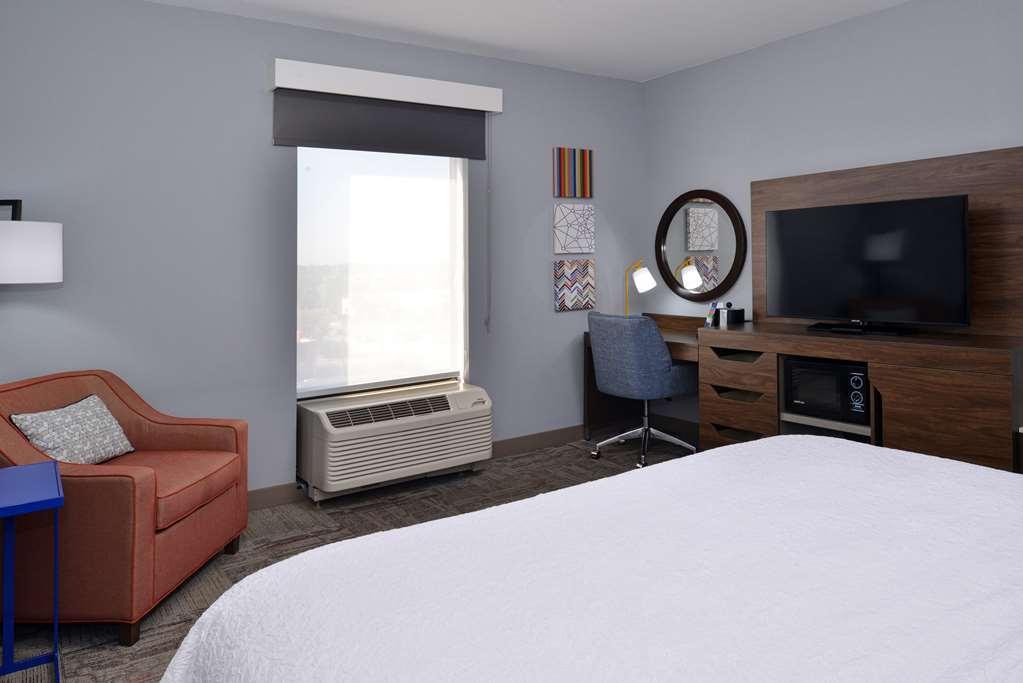 Hampton Inn Kansas City Northeast חדר תמונה